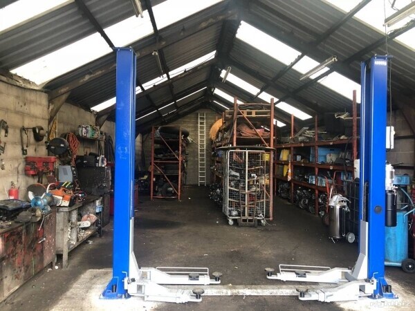 FULLY LICENSED COMMERCIAL CAR BREAKERS YARD SCRAP YARD FOR SALE Photo 7