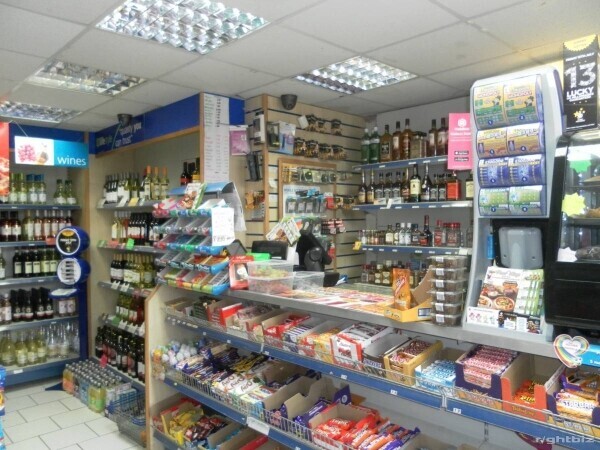 Convenience Store & Pizza Takeaway Located In Water Orton Photo 6