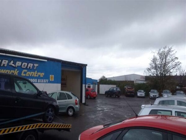 WELL ESTABLISHED GARAGE - CUMBRIA Photo 6