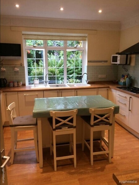 COASTAL GUESTHOUSE LIFESTYLE BUSINESS FOR SALE Photo 6