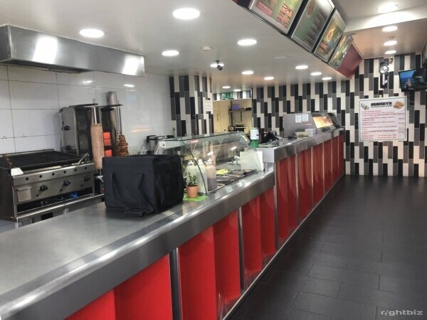 Takeaway and fish and chips shop fully equipped Photo 6