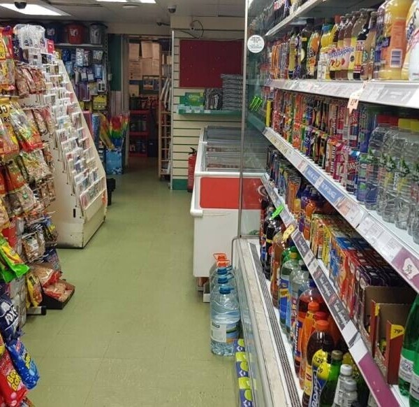 Convenient Store For sale in Rickmansworth Leasehold Photo 6