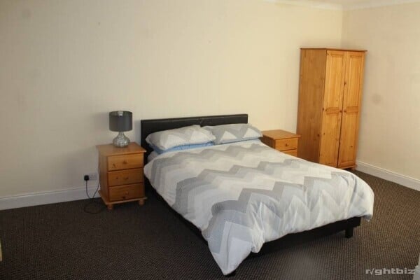 Modern 4-Bedrom Holiday Let / B&B Opportunity in Ross-Shire Photo 6