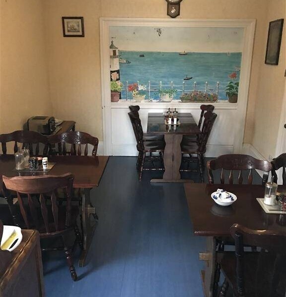ESTABLISHED GUEST HOUSE IN SEASIDE LOCATION Photo 6