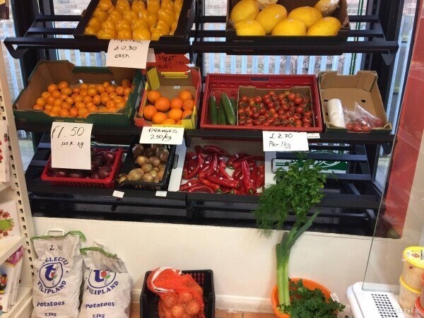 OFF LICENCE FOR SALE. PLANNED TURNOVER - 120K PER ANNUM AND MORE. Photo 6