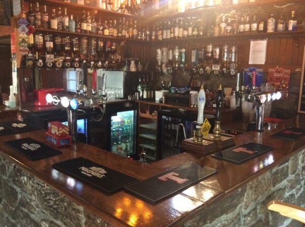 Outstanding Restaurant & Public House Photo 6