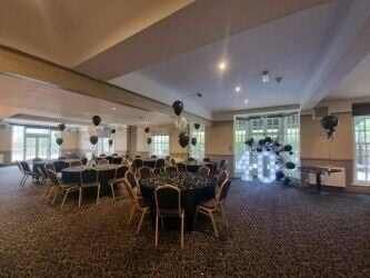 Leasehold Pub, Hotel & Function Room To Rent Welwyn Garden City Photo 6