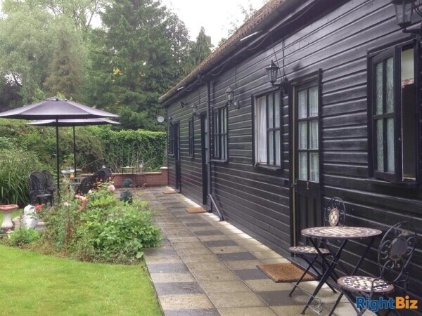 9 Bedroom House 7 Ensuite Rooms Heated Swimming Pool Large Garden Riverside Property Reception Rooms Photo 6