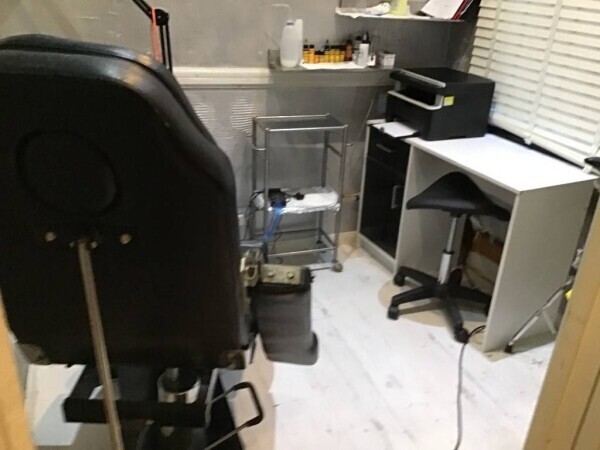 Established Tanning Salon In A High Footfall Area Photo 6