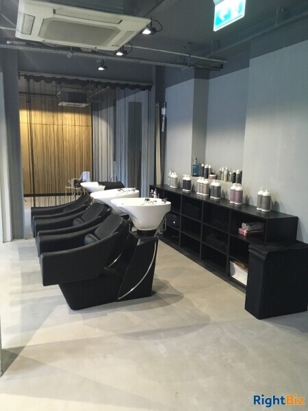 Modern industrial hair salon in Oval. Has  Been open over 3 years. It’s double front, nice park view. Photo 6