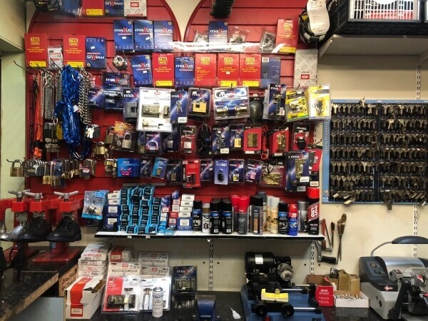 KEY CUTTING AND SHOE REPAIR BUSINESS Photo 6