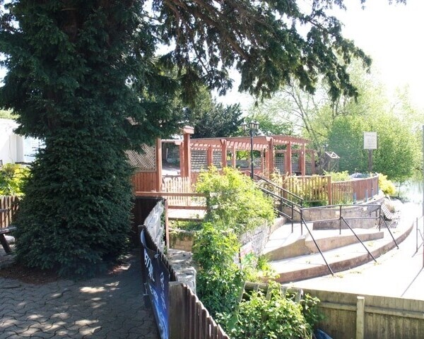 BRIDGE INN, BOAT LANE, OFFENHAM, EVESHAM, WORCESTERSHIRE WR11 8QZ Photo 6