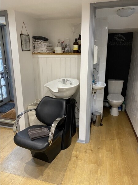 Fast Beauty Bar in Kings Langley, Hertfordshire Photo 7
