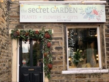 Established Local Florist Photo 6