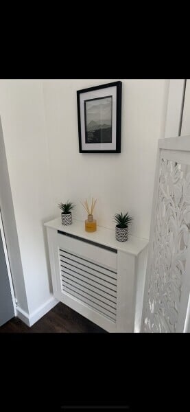 Well established nail bar and beauty rooms for sale in Rossett, Wrexham Photo 6