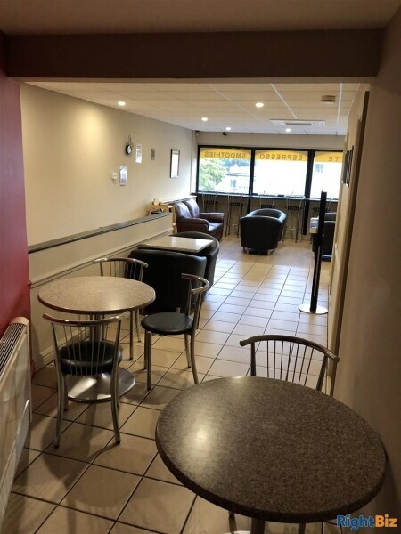 SMART COFFEE SHOP & TAKEAWAY IN KINGSWINFORD TOWN CENTRE Photo 6