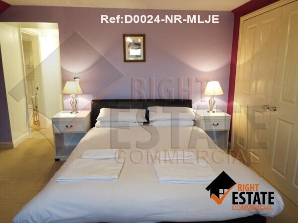 Freehold B&B with off licence in a tourist area for sale- Sheringham Photo 5