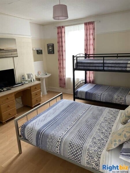 Bed and Breakfast - Dyfed Photo 6