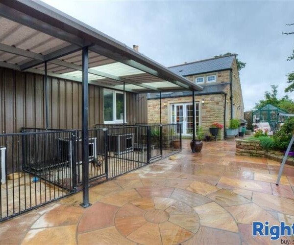 6.75 Acres, Kennels & Cattery - Cumbria Photo 6