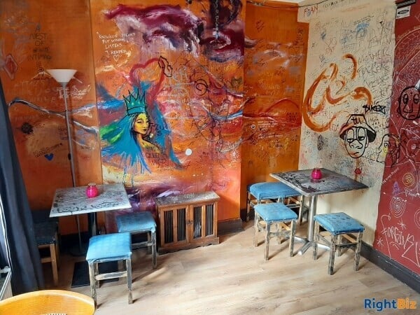 Camden Town - Fully licenced A3 and A4 Bar and Restaurant - Music Venue Photo 6