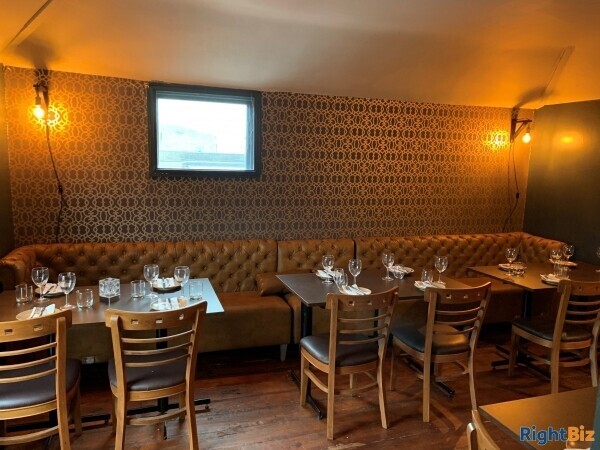 TRULY STUNNING – FOUR STOREY RESTAURANT/WINE BAR & COCKTAIL LOUNGES Photo 6