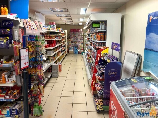 Post Office & Convenience Store with 2 Bed Accommodation in Beautiful Village Location Photo 6
