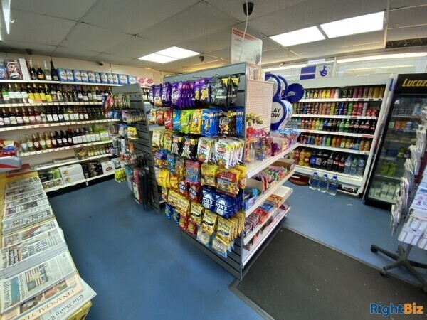 Convenience Store and Off Licence in Town Centre of North Shields with Council Rent Photo 6
