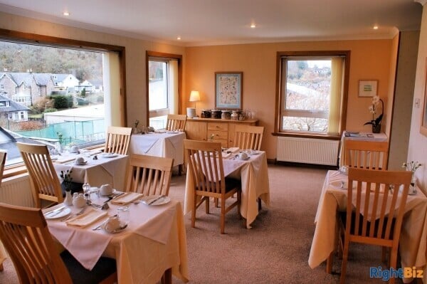 Popular Greencourt Guest House in the Busy Tourist town of Oban For Sale Photo 6