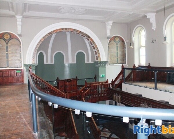 CEREDIGION (ABERYSTWYTH) - IMPRESSIVE LICENSED PROPERTY Photo 6