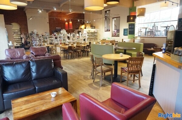 Impressive High Quality Licensed Cafe and Coffee Shop For Sale Photo 6