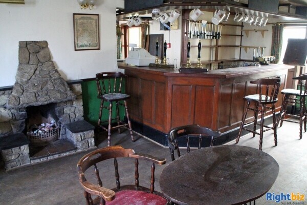 CHESHIRE - TRADITIONAL COUNTRY PUB Photo 6