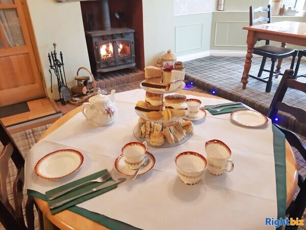 SOUTH WALES - VILLAGE FREE HOUSE Photo 6