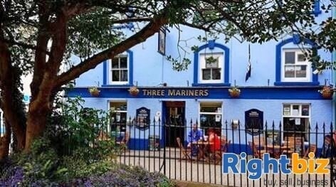 PEMBROKESHIRE (TENBY) - COASTAL TOWN CENTRE PUBLIC HOUSE Photo 6