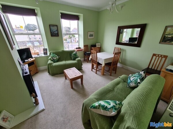 Profitable Cornish Coastal Town Fish & Chip Takeaway With 2 Bedroom Accommodation Photo 6