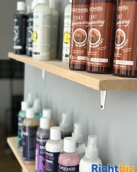 Expanding dog grooming salon with small retail area in Sussex Photo 6
