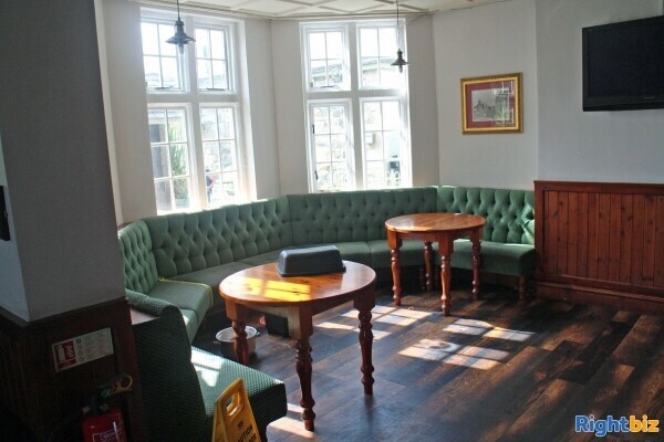 BULL HOTEL - BUSY TOWN CENTRE 22 BEDROOM HOTEL CLOSE TO A NUMBER OF BUSY TOURIST ATTRACTIONS Photo 6