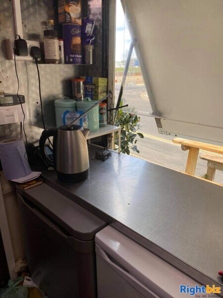 Catering van with pitch, Ringwood, Hampshire Photo 6