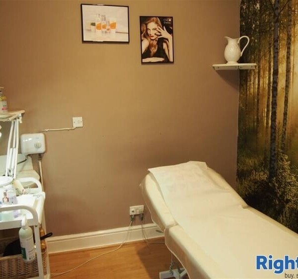 Beauty, Therapy & Tanning For Sale in Ossett Photo 6