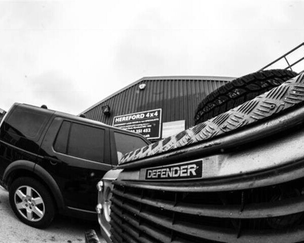 AN INDEPENDENT SPECIALIST IN REPAIR AND MAINTENANCE SERVICES FOR JAGUAR, LAND ROVER AND 4X4 VEHICLES Photo 6