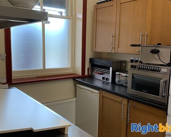FANTASTIC WELL ESTABLISHED CAFE - LANCASHIRE Photo 6