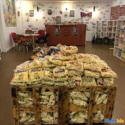 AUTHENTIC ROMANIAN SUPERMARKET IN SHAWLANDS, GLASGOW Photo 6