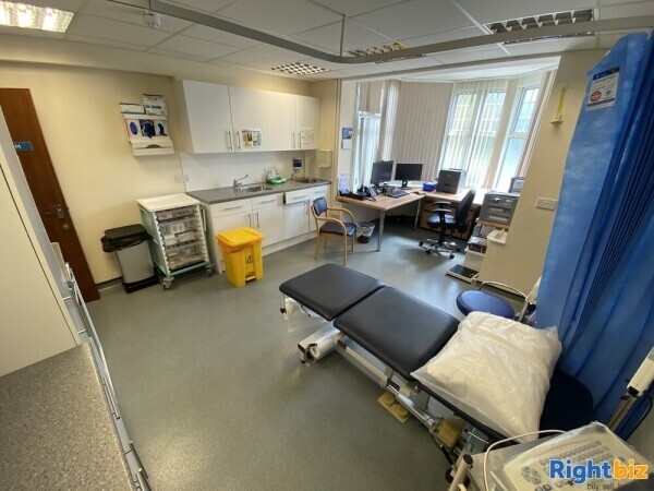 π Healthcare Facility for sale π Codsall, WV8 #healthcentre #dentalpractice #carehome #eyeclinic Photo 6
