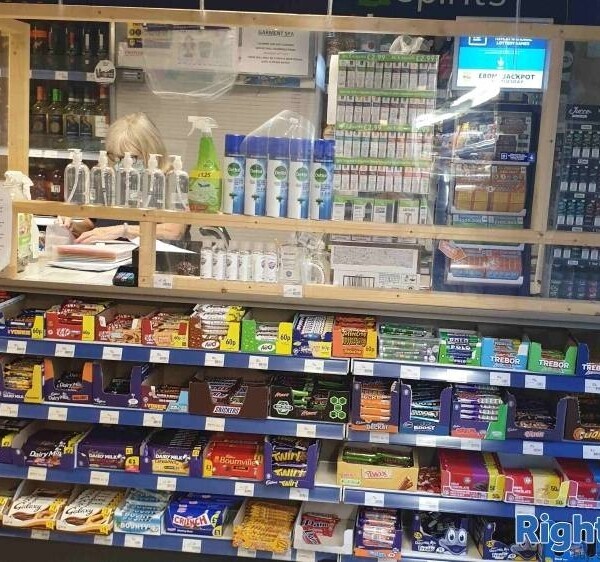 Long-Standing Convenience Store for Sale in Llandudno Photo 6