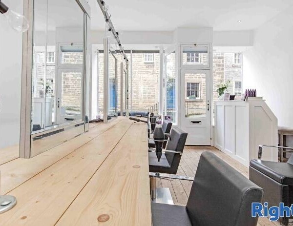 Well-Equipped Hair & Beauty Salon in Bakewell Photo 6