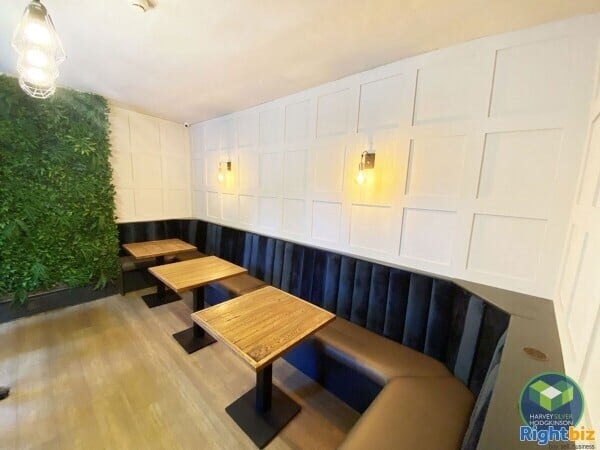 RESTAURANT & BAR: UPPERMILL: Photo 6
