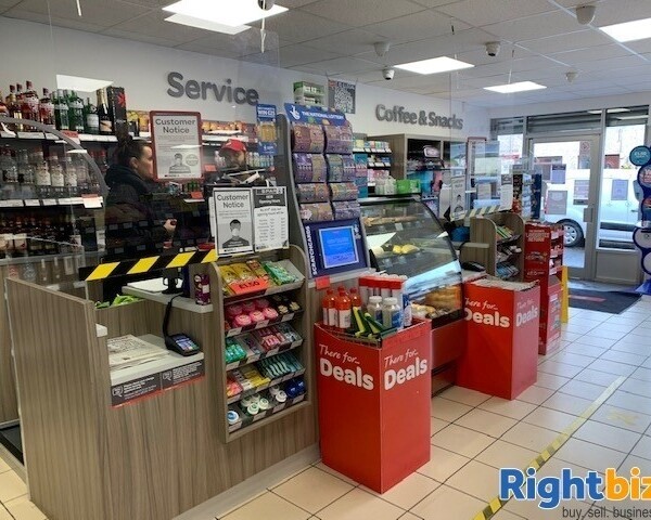 Outstanding Spar branded licensed convenience store located in Alloa (ref 1407) Photo 6