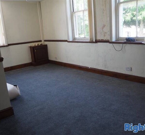 Off License & Convenience For Sale in Prestatyn Photo 6