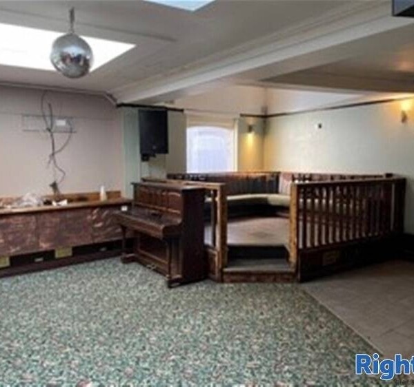 Superb Opportunity for City Centre Located Leasehold Business Photo 6
