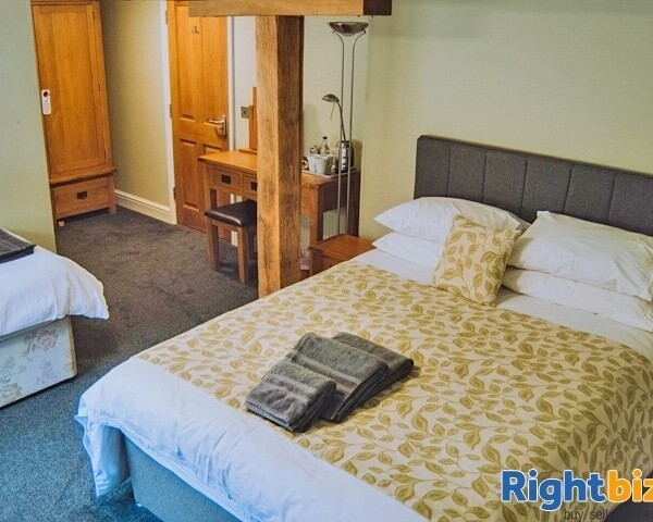 NORFOLK - HISTORIC VILLAGE GREEN COMMUNITY COACHING INN Photo 6