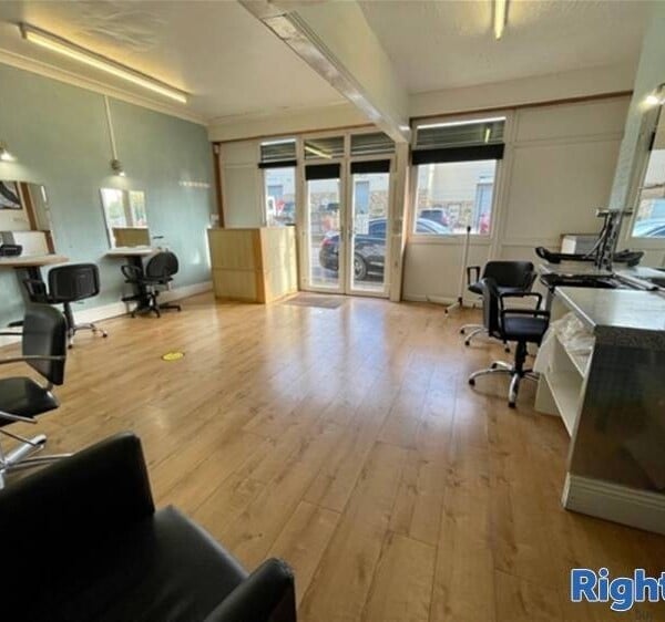 Hair Salons For Sale in Liversedge Photo 6